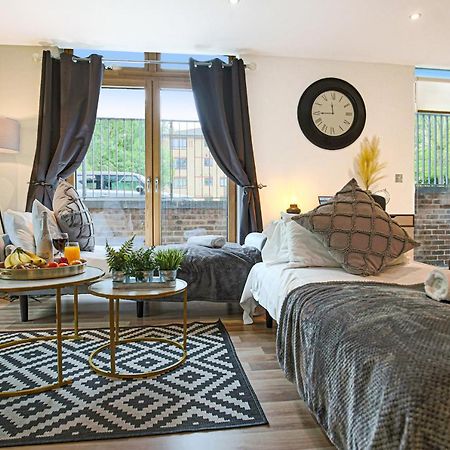 Campbell Park Apartment - City Centre - Free Parking, Balcony, Super-Fast Wifi And Smart Tv With Netflix By Yoko Property Milton Keynes Extérieur photo
