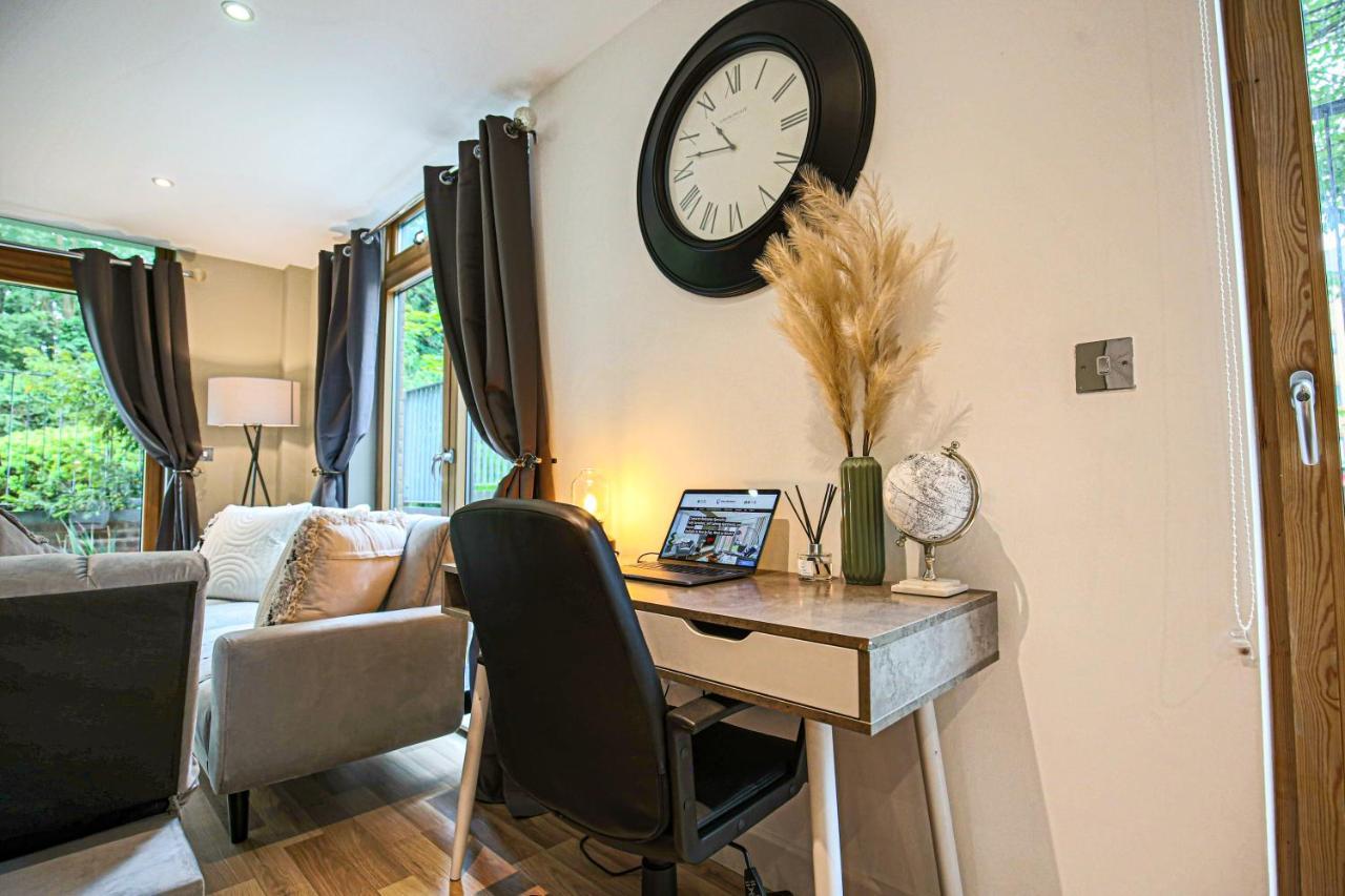 Campbell Park Apartment - City Centre - Free Parking, Balcony, Super-Fast Wifi And Smart Tv With Netflix By Yoko Property Milton Keynes Extérieur photo