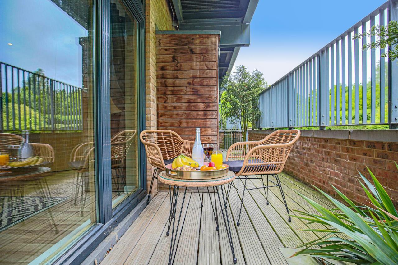 Campbell Park Apartment - City Centre - Free Parking, Balcony, Super-Fast Wifi And Smart Tv With Netflix By Yoko Property Milton Keynes Extérieur photo