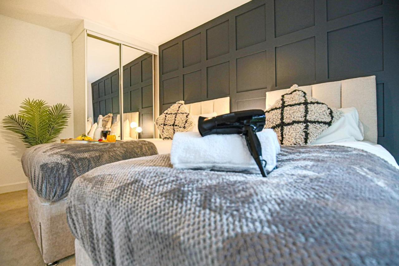 Campbell Park Apartment - City Centre - Free Parking, Balcony, Super-Fast Wifi And Smart Tv With Netflix By Yoko Property Milton Keynes Extérieur photo