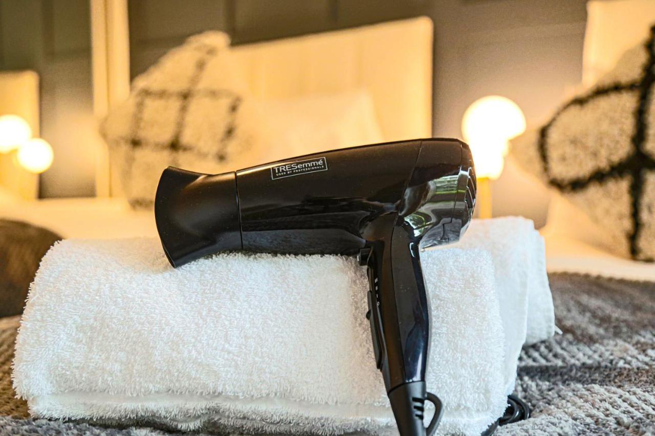 Campbell Park Apartment - City Centre - Free Parking, Balcony, Super-Fast Wifi And Smart Tv With Netflix By Yoko Property Milton Keynes Extérieur photo