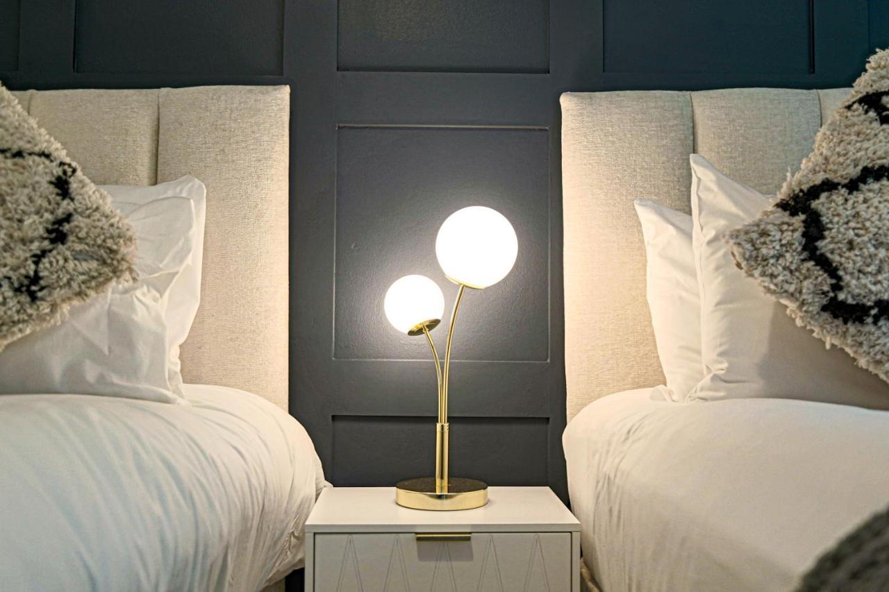 Campbell Park Apartment - City Centre - Free Parking, Balcony, Super-Fast Wifi And Smart Tv With Netflix By Yoko Property Milton Keynes Extérieur photo